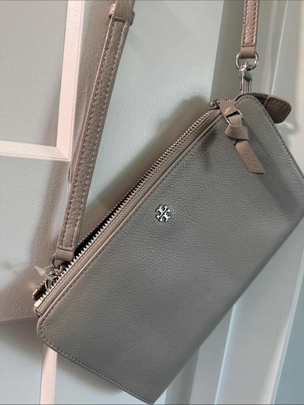 Tory Burch Taupe Leather Crossbody Bag - Picture 2 of 6